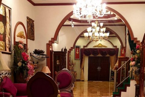 Casa de 9 dormitorios en Pattaya, Tailandia № 22284 - foto 14