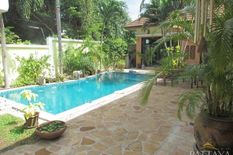Casa de 2 dormitorios en Pattaya, Tailandia № 21728 - foto 24