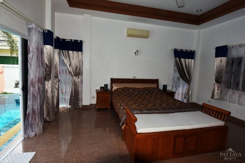 Casa de 4 dormitorios en Pattaya, Tailandia № 20842 - foto 10
