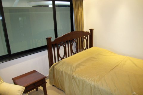 Casa de 4 dormitorios en Jomtien Beach, Pattaya, Tailandia № 23017 - foto 23