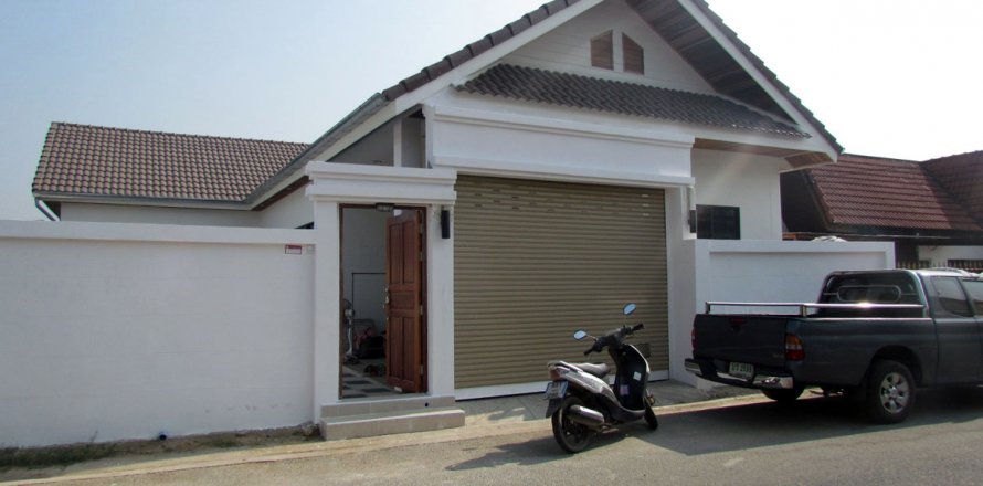 Casa de 3 dormitorios en Pattaya, Tailandia № 24099