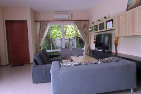 Casa de 4 dormitorios en Pattaya, Tailandia № 20800 - foto 10