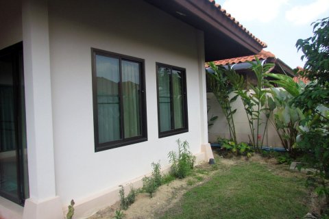Casa de 3 dormitorios en Pattaya, Tailandia № 24142 - foto 3