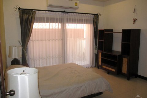 Casa de 2 dormitorios en Jomtien Beach, Pattaya, Tailandia № 23442 - foto 11