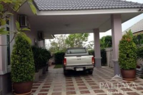 Casa de 3 dormitorios en Pattaya, Tailandia № 24384 - foto 7