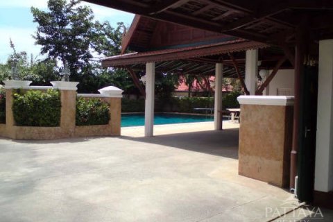 Casa de 3 dormitorios en Pattaya, Tailandia № 22621