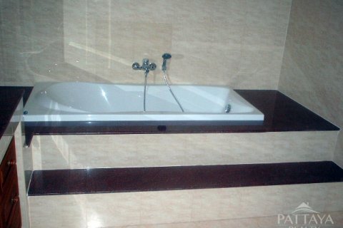Condominio de 1 dormitorio en Jomtien Beach, Pattaya, Tailandia № 24134 - foto 4