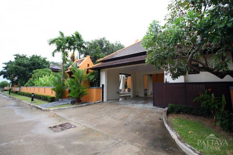 Casa de 5 dormitorios en Pattaya, Tailandia № 23997 - foto 13