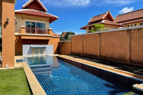Casa de 5 dormitorios en Pattaya, Tailandia № 22412 - foto 8