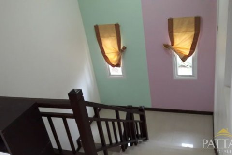 Casa de 5 dormitorios en Pattaya, Tailandia № 21319 - foto 10