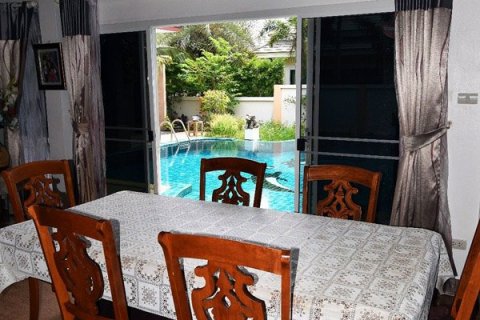 Casa de 4 dormitorios en Pattaya, Tailandia № 20842 - foto 5