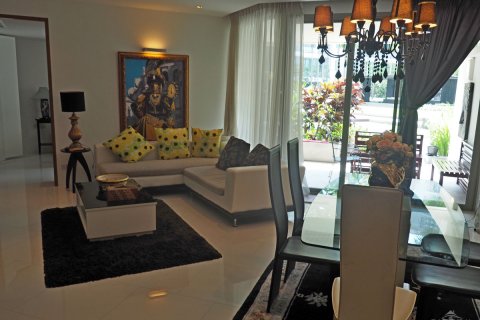 Condominio de 2 dormitorios en Pattaya, Tailandia № 20722 - foto 3