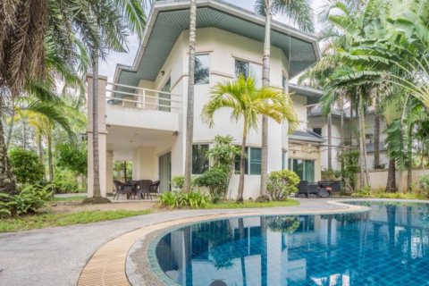 Casa de 3 dormitorios en Pattaya, Tailandia № 22204 - foto 18