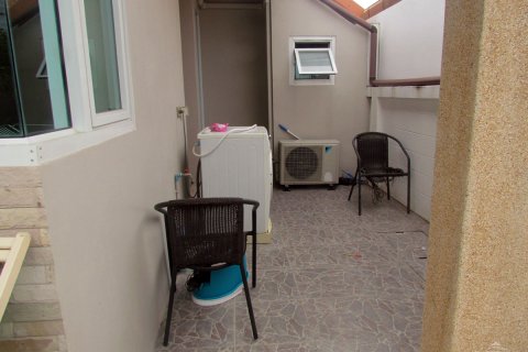 Casa de 4 dormitorios en Pattaya, Tailandia № 20800 - foto 8