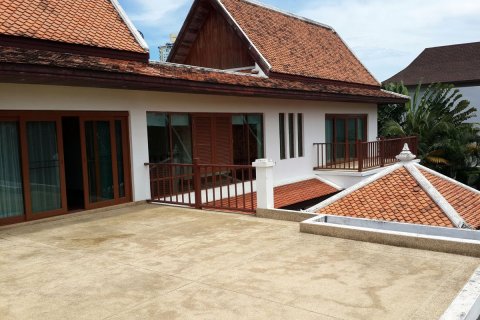 Casa de 5 dormitorios en Pattaya, Tailandia № 23427 - foto 13