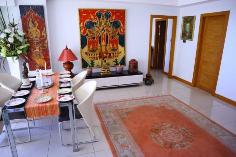 Condominio de 2 dormitorios en Jomtien Beach, Pattaya, Tailandia № 22336 - foto 24