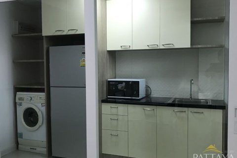 Casa de 4 dormitorios en Pattaya, Tailandia № 21376 - foto 5