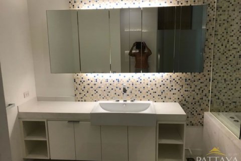 Condominio de 3 dormitorios en Pattaya, Tailandia № 21681 - foto 11