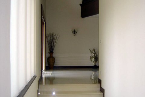 Casa de 4 dormitorios en Pattaya, Tailandia № 23283 - foto 23