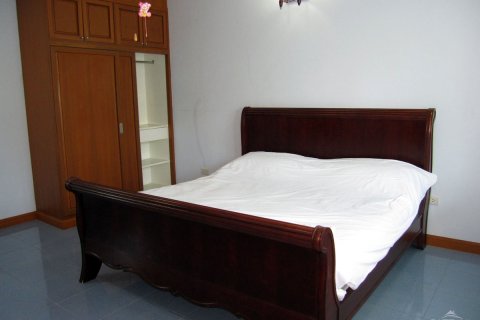 Casa de 2 dormitorios en Pattaya, Tailandia № 23301 - foto 11