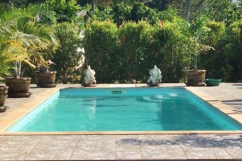 Casa de 4 dormitorios en Rayong, Tailandia № 20966
