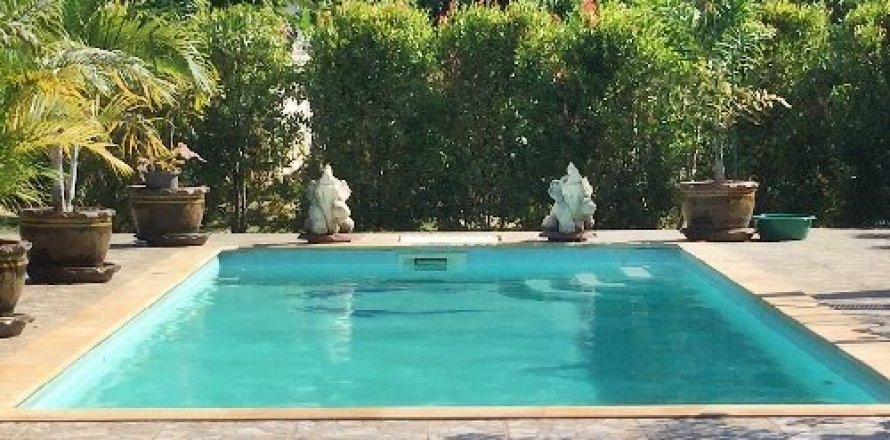 Casa de 4 dormitorios en Rayong, Tailandia № 20966