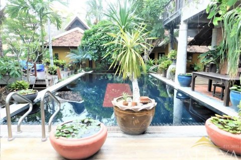 Casa de 5 dormitorios en Jomtien Beach, Pattaya, Tailandia № 23851 - foto 6