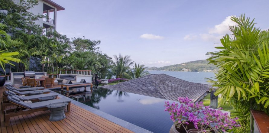 Condominio de 4 dormitorios en Kamala, Tailandia № 3811