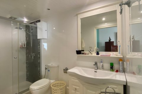 Condominio de 2 dormitorios en Pattaya, Tailandia № 22305 - foto 10