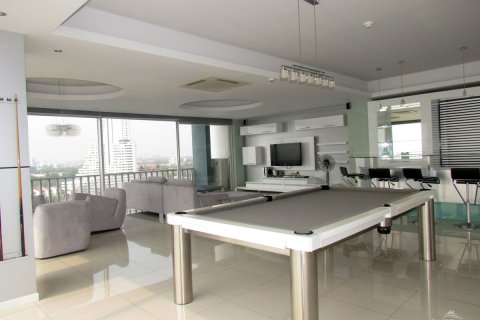 Condominio de 3 dormitorios en Jomtien Beach, Pattaya, Tailandia № 23681 - foto 29