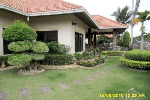 Casa de 3 dormitorios en Pattaya, Tailandia № 22936 - foto 4