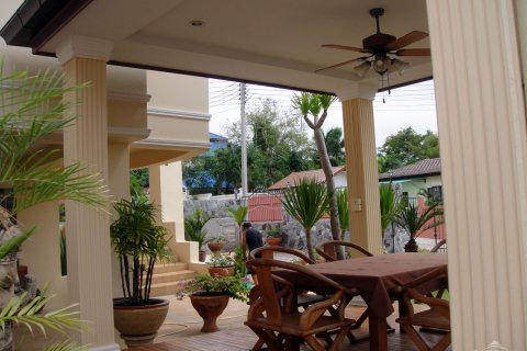 Casa de 2 dormitorios en Pattaya, Tailandia № 22931 - foto 5