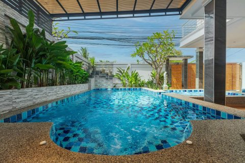Casa de 5 dormitorios en Pattaya, Tailandia № 22501 - foto 7