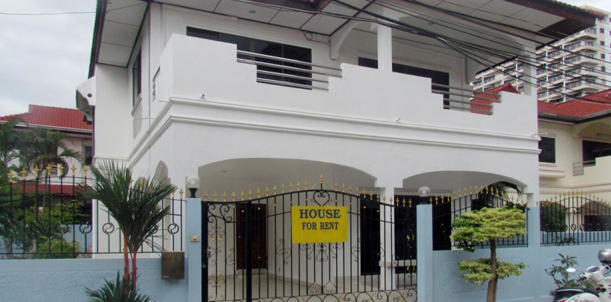Casa de 3 dormitorios en Jomtien Beach, Pattaya, Tailandia № 20742