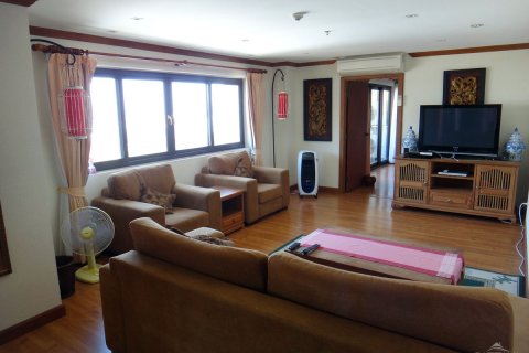 Condominio de 2 dormitorios en Pattaya, Tailandia № 24104 - foto 6