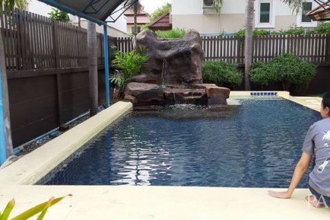 Casa de 3 dormitorios en Pattaya, Tailandia № 21685 - foto 12