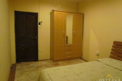 Casa de 4 dormitorios en Pattaya, Tailandia № 21626 - foto 22