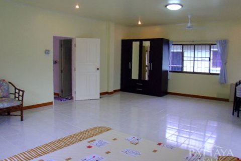 Casa de 3 dormitorios en Pattaya, Tailandia № 23315 - foto 16