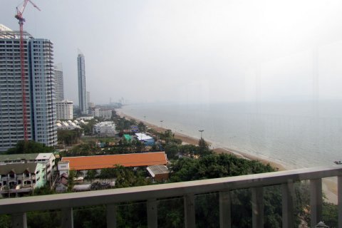 Condominio de 3 dormitorios en Jomtien Beach, Pattaya, Tailandia № 23681 - foto 27