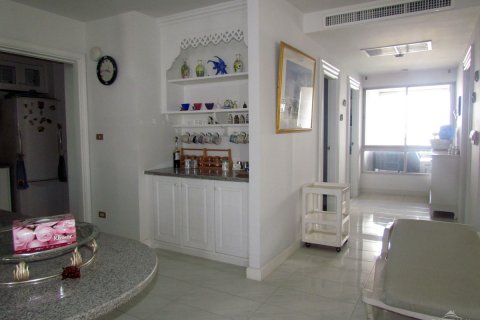 Condominio de 6 dormitorios en Pattaya, Tailandia № 20203 - foto 3
