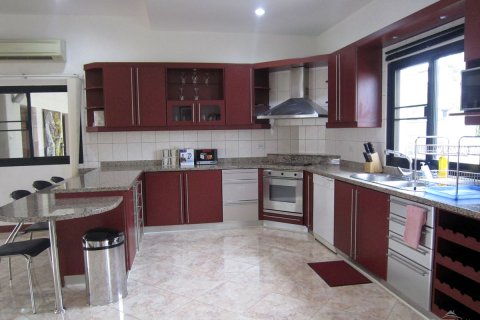 Casa de 5 dormitorios en Pattaya, Tailandia № 20286 - foto 10