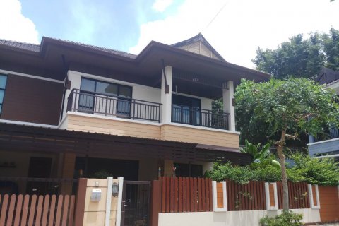 Casa de 3 dormitorios en Pattaya, Tailandia № 22184 - foto 7