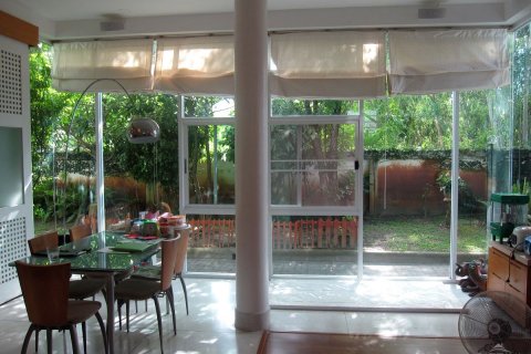 Casa de 3 dormitorios en Pattaya, Tailandia № 23181 - foto 10