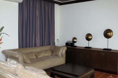 Casa de 3 dormitorios en Pattaya, Tailandia № 22754 - foto 19