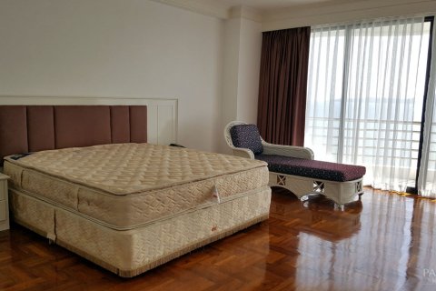 Condominio de 4 dormitorios en Pattaya, Tailandia № 20583 - foto 25