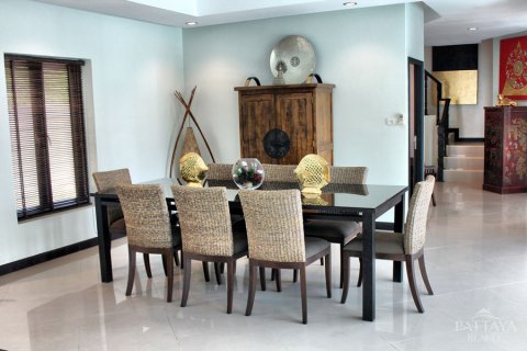 Casa de 3 dormitorios en Pattaya, Tailandia № 20140 - foto 11