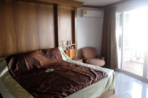 Condominio de 2 dormitorios en Jomtien Beach, Pattaya, Tailandia № 20248 - foto 12