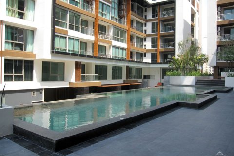 Condominio de 2 dormitorios en Pattaya, Tailandia № 19790 - foto 2