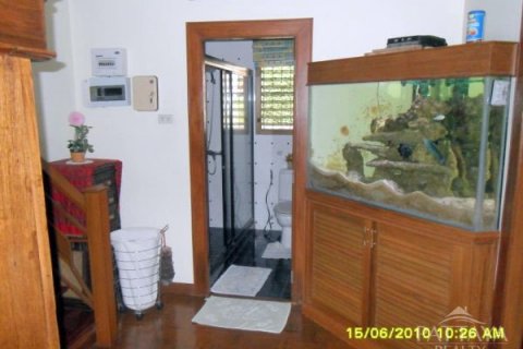 Casa de 3 dormitorios en Pattaya, Tailandia № 22936 - foto 14