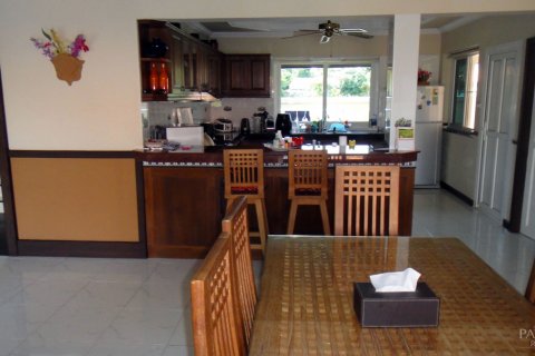 Casa de 3 dormitorios en Pattaya, Tailandia № 19961 - foto 12
